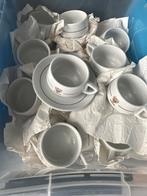 Koffie kopjes met schaaltjes ( ruim 35), Ophalen of Verzenden, Nieuw, Overige stijlen, Kop(pen) en/of Schotel(s)