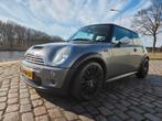 Mini 1.6 16V Cooper S 2003 Grijs, Auto's, Mini, Voorwielaandrijving, 4 cilinders, 4 stoelen, Handgeschakeld