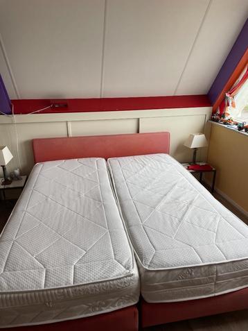 Eenpersoons boxspring 90 cm x 210 cm