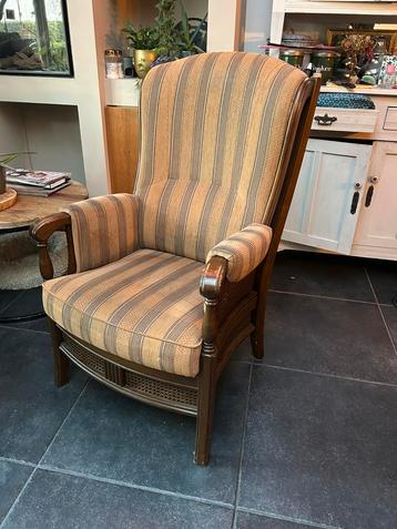 fauteuil beschikbaar voor biedingen