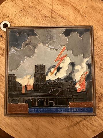 Rotterdam onweer ontlaadt zich Tegel beschikbaar voor biedingen