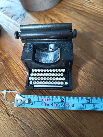 Vintage PlayMe puntenslijper typemachine  beschikbaar voor biedingen