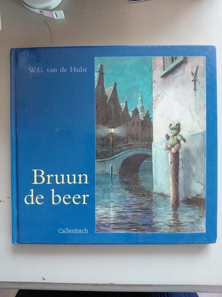 W.G. van de Hulst - Bruun de beer, Ophalen of Verzenden, Gelezen, W.G. van de Hulst, Fictie algemeen