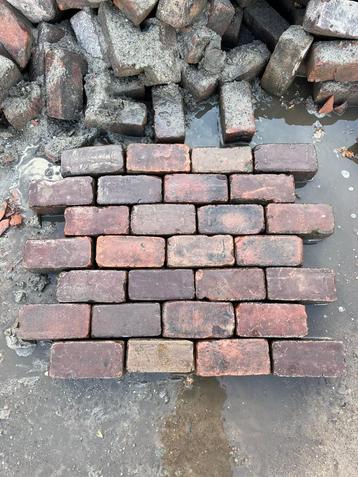 gebruikt oud gebakken klinkerkeien genuanceerd beschikbaar voor biedingen