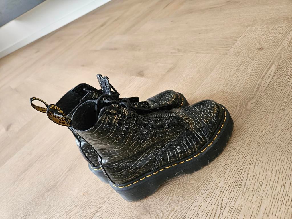 Dr. Martens Sinclair Gunmetal Croco - Maat 38, Zwart, Lage of Enkellaarzen, Ophalen of Verzenden, Dr. Martens