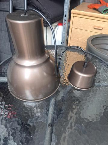 Een ikea hanglamp . beschikbaar voor biedingen