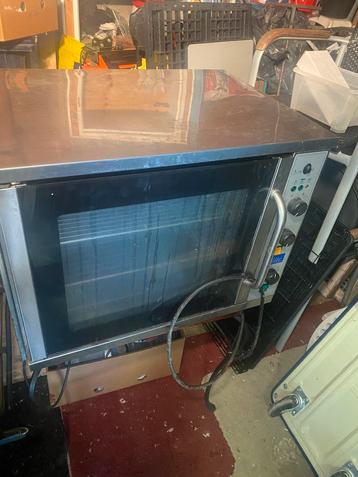 COMBISTEAMER 220V beschikbaar voor biedingen