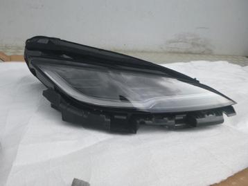 TESLA MODEL 3 LIFT FULL LED KOPLAMP RECHTS beschikbaar voor biedingen