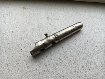 Fluitje, fluit, brocante fluit, sport fluit, trein fluit ? beschikbaar voor biedingen
