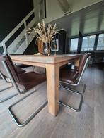 Mooie vierkante eiken robuust eetkamertafel 145x145, Huis en Inrichting, Tafels | Eettafels, Ophalen, Zo goed als nieuw, Vijf personen of meer