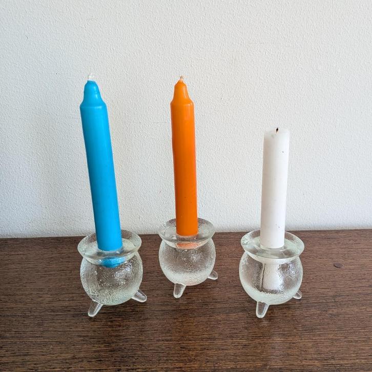 3 ronde vintage glazen kandelaars uit Denemarken, Huis en Inrichting, Woonaccessoires | Kandelaars en Kaarsen, Zo goed als nieuw