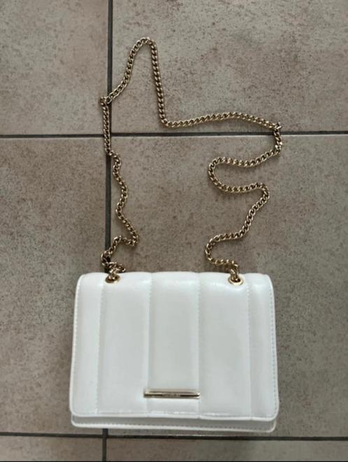 Schoudertas Pull & Bear, Sieraden, Tassen en Uiterlijk, Tassen | Schoudertassen, Zo goed als nieuw, Overige merken, Wit, Verzenden