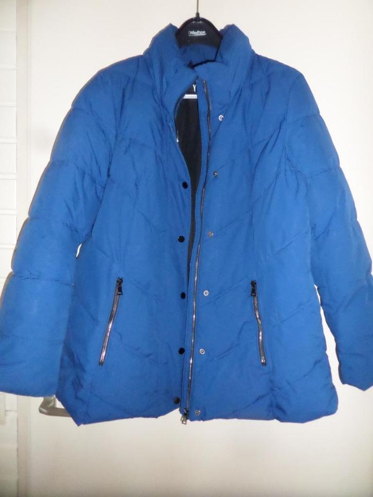 Blauwe gewatteerde jas met capuchon. IZGST! Maat XL., Kleding | Dames, Jassen | Winter, Zo goed als nieuw, Maat 46/48 (XL) of groter