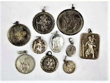 Kerstvakantie ? Neem uw beschermheilige mee op reis ! beschikbaar voor biedingen