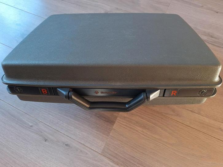 Samsonite attache koffer, Sieraden, Tassen en Uiterlijk, Koffers, Gebruikt, Hard kunststof, Minder dan 50 cm, Slot, Ophalen