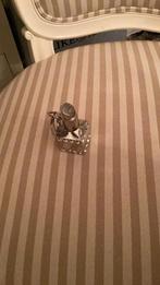 Flesje parfum  sleutel hanger, Antiek en Kunst, Ophalen of Verzenden