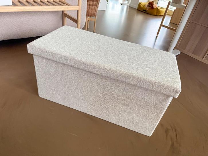 Foldable Storage Ottoman / Puff, Huis en Inrichting, Banken | Voetenbanken en Poefen, Zo goed als nieuw, Minder dan 50 cm, 125 cm of meer