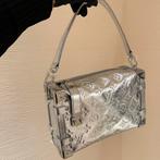 Louis Vuitton Trunk bag, Sieraden, Tassen en Uiterlijk, Tassen | Damestassen, Verzenden, Nieuw, Handtas