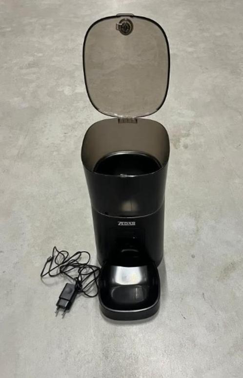 Voerautomaat met App en Camera - 6 L - Zwart - Zedar A900, Dieren en Toebehoren, Kattenvoerbakken en Drinkbakken, Zo goed als nieuw