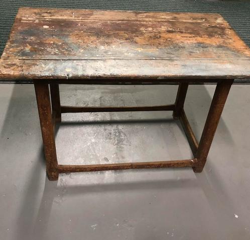 Zeer mooie antieke houten eettafel, Antiek en Kunst, Antiek | Meubels | Tafels, Ophalen