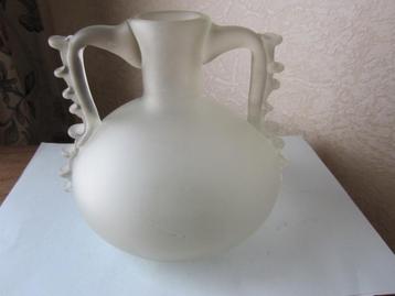 Vintage Murano glass amphora met 2 handles beschikbaar voor biedingen