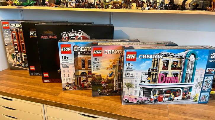 Lego creator expert modular huizen 10260/10270/10246/10312, Kinderen en Baby's, Speelgoed | Duplo en Lego, Zo goed als nieuw, Ophalen of Verzenden