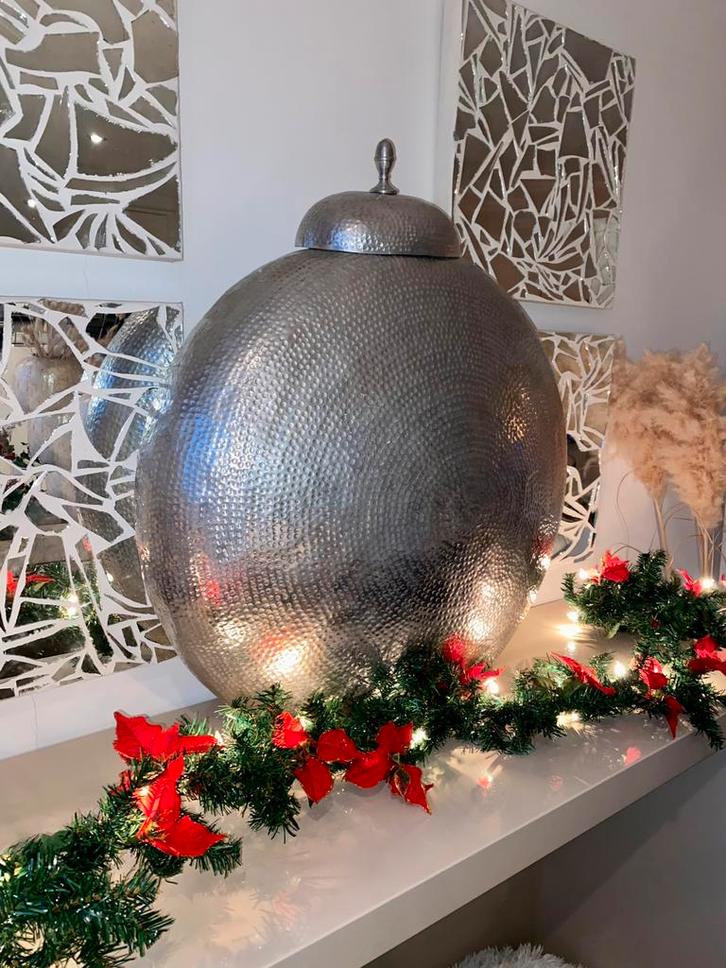 Groene guirlande met kerstverlichting rode kerstster bloem!, Diversen, Kerst, Zo goed als nieuw, Ophalen of Verzenden