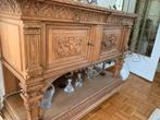 Antiek Frans Dressoir met Houtsnijwerk, Ophalen
