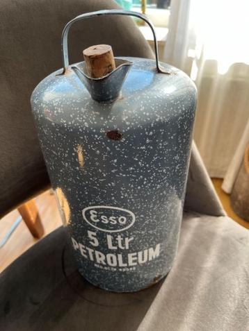Petroleumkan Esso 5 ltr beschikbaar voor biedingen