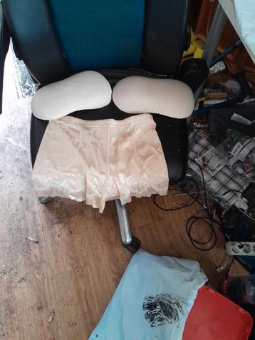 Corrigerend Broekje Beige Kant nieuw maat 3xl beschikbaar voor biedingen