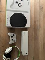 Xbox series s Wit inclusief controller en headset., Spelcomputers en Games, Ophalen of Verzenden, Zo goed als nieuw
