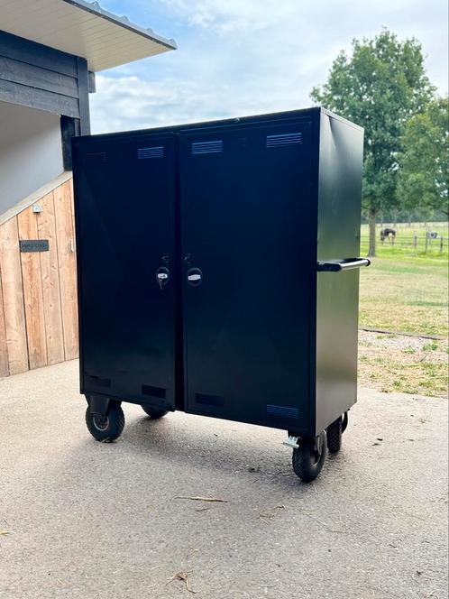 XXL Aluminium Concours Kast – Mat Zwart – Zeer Compleet, Dieren en Toebehoren, Paarden en Pony's | Overige Paardenspullen, Zo goed als nieuw