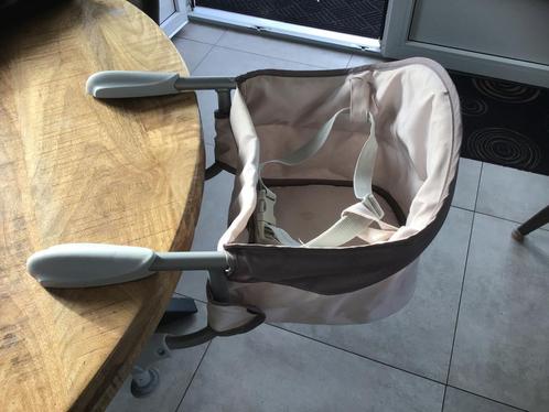 @ Chicco kinderzitje aan tafel klembaar @, Kinderen en Baby's, Kinderstoelen, Zo goed als nieuw, Aanschuifbaar, Ophalen of Verzenden