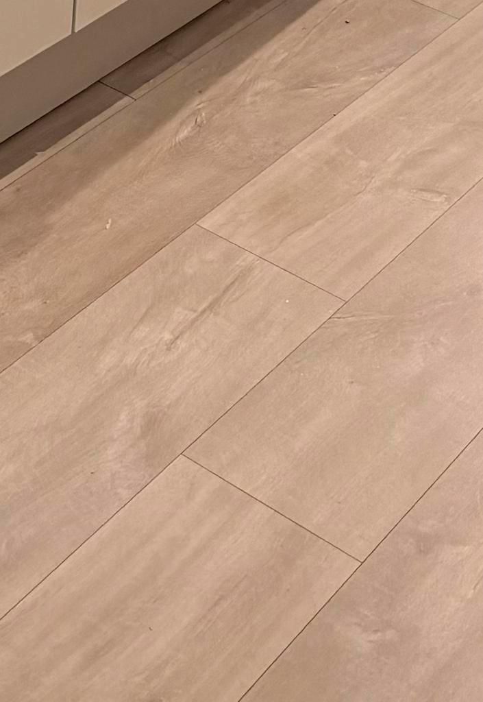 Quick Step Laminaat 11m2 + Ondervloer, Doe-het-zelf en Verbouw, Vloerdelen en Plavuizen, Gebruikt, Laminaat, Kunststof, 50 tot 150 cm