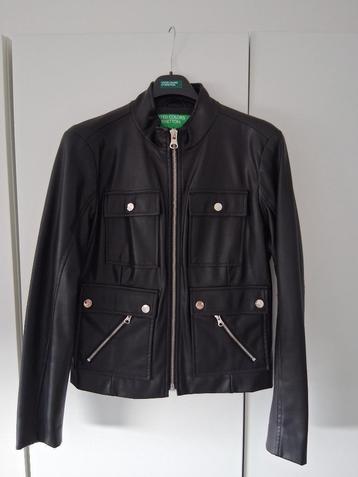 Benetton zwart kort leren jasje mt.42 *NIEUW* beschikbaar voor biedingen