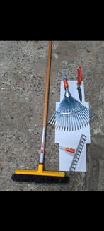 Hark,bezem, bladhark en kantenschaar wolf, Tuin en Terras, Hand-tuingereedschap, Ophalen of Verzenden, Gebruikt, Hark, Onbekend