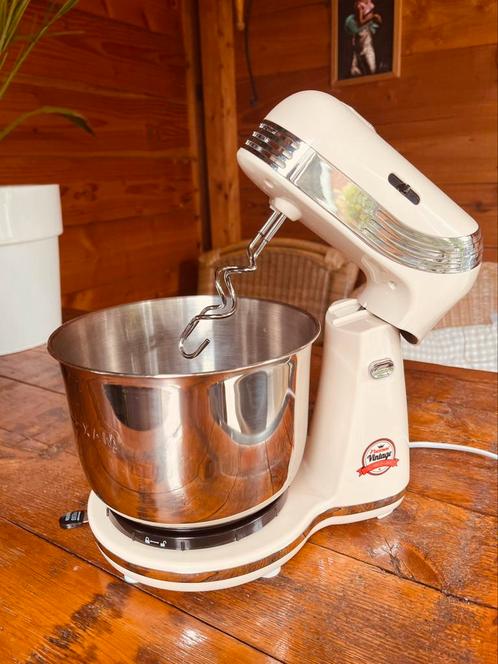 Bestron Kitchen Mixer Vintage AKM100RE, Witgoed en Apparatuur, Keukenmixers, Zo goed als nieuw, 2 tot 3 liter, 3 snelheden of meer