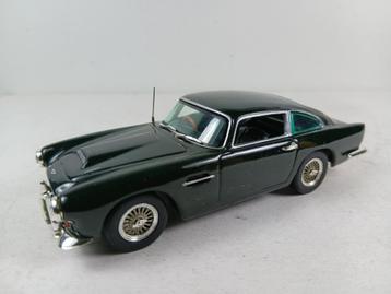 vitesse 1/43 aston martin db4  groen beschikbaar voor biedingen