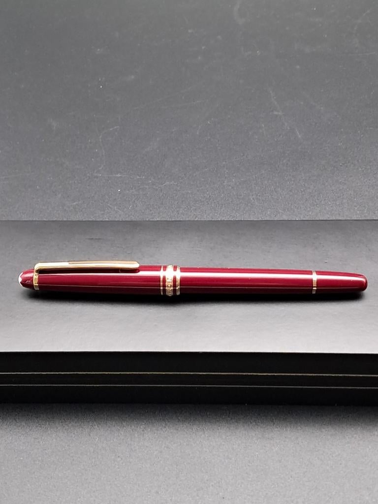 Montblanc Meisterstück Burgundy Rollerbal, Verzamelen, Pennenverzamelingen, Overige typen, Nieuw, Met doosje, Ophalen of Verzenden