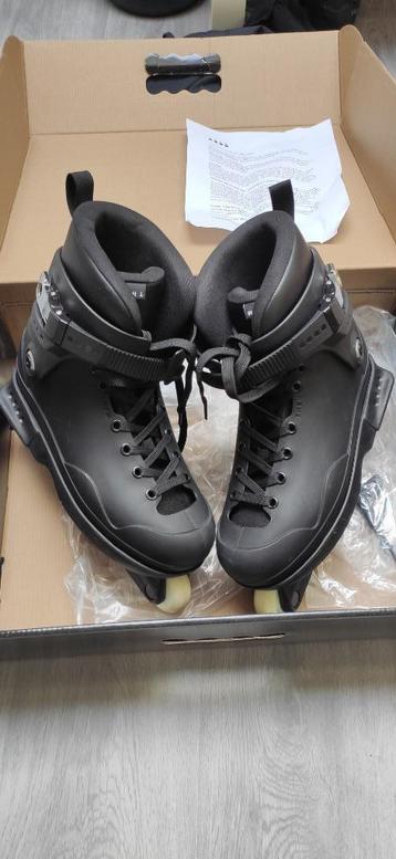 Them 909 Complete Black M beschikbaar voor biedingen