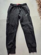 Nike tech joggingbroek boys, Kinderen en Baby's, Kinderkleding | Maat 140, Ophalen of Verzenden, Gebruikt, Jongen, Broek