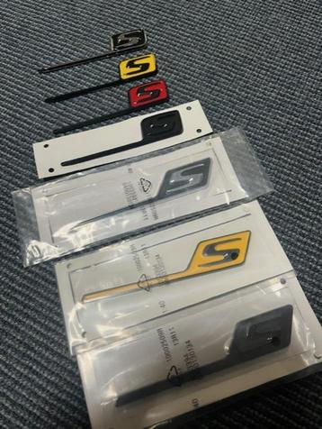 _S embleem _S logo S embleem c63S E63S GLE63S GLC63S A45S CL beschikbaar voor biedingen