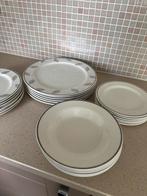 24 delig servies wit met goud, Ophalen, Porselein, Overige stijlen, Bord(en)