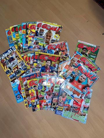 Voetbal Tijdschriften 2013-2016 beschikbaar voor biedingen