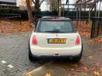 Mini 1.6 16V Cooper 2004 Wit, Auto's, Mini, Voorwielaandrijving, 4 cilinders, 4 stoelen, Wit