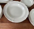 Wedgwood Queen's Plain 6 diepe borden 22/23cm, Huis en Inrichting, Keuken | Servies, Ophalen of Verzenden, Zo goed als nieuw, Bord(en)
