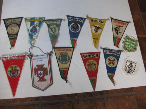 Verzameling zeldzame oude voetbal vaantjes Portugal mooi, Verzamelen, Sportartikelen en Voetbal, Gebruikt, Vaantje of Sjaal, Buitenlandse clubs