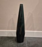 Hoge groene vaas, Huis en Inrichting, Ophalen, 50 tot 75 cm, Groen, Glas
