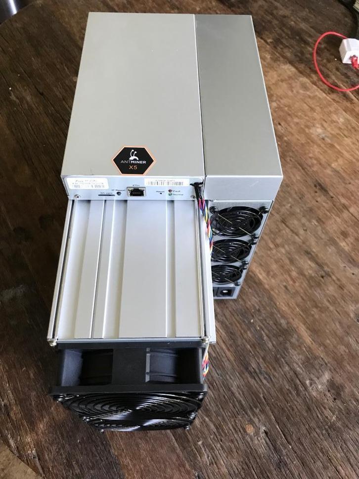 Bitmain Antminer X5 RandomX 212 KH 1350W Monero Miner, Computers en Software, Servers, Ophalen of Verzenden