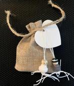 Jute giftbag met gelukspoppetjes bruidspaar en pepermuntjes, Beige, Nieuw, Struikheide 64,3069lj rotterdam, Ophalen of Verzenden